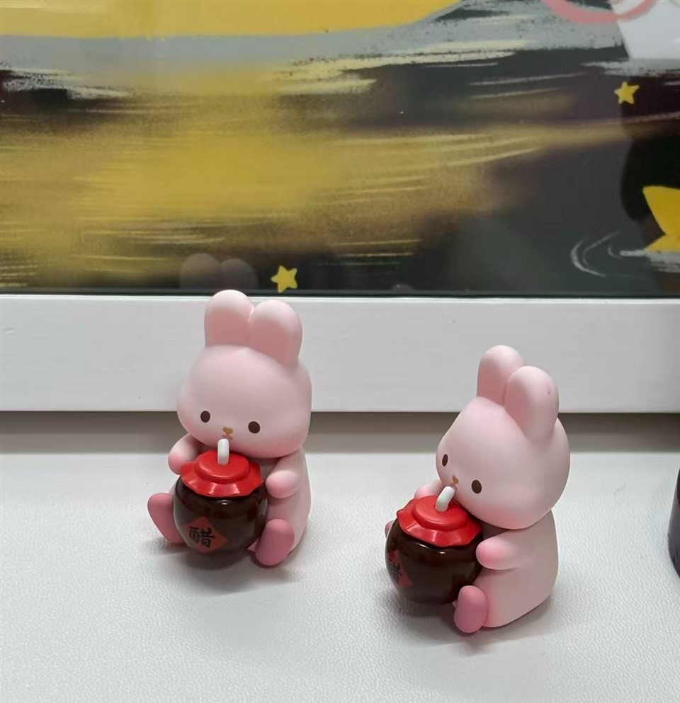 eeb6b29c903563a4c6dde6051d249ef4